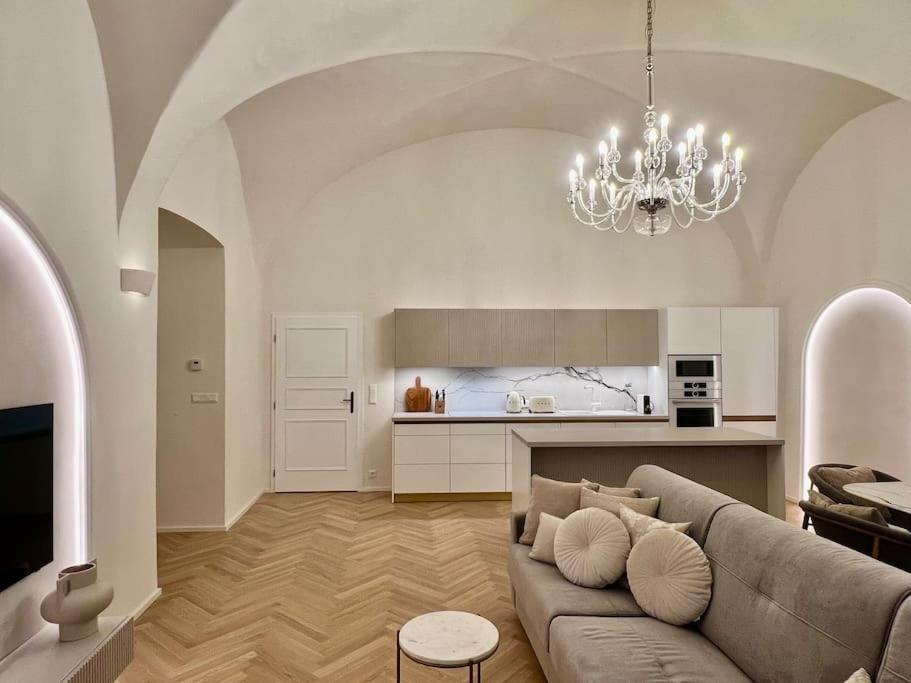 Arch Iv. Apartment Prague Exterior photo